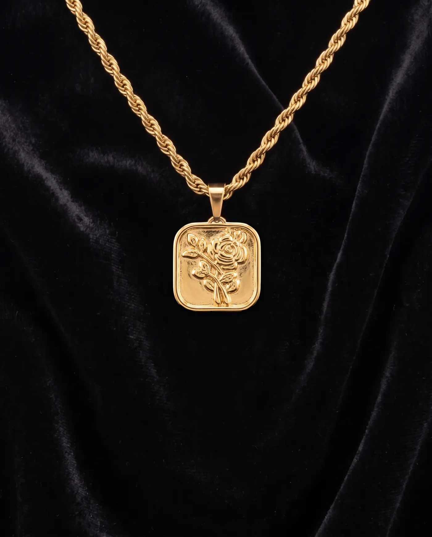 Collar Rosa Oro
